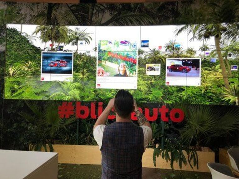 Blick Autosalon